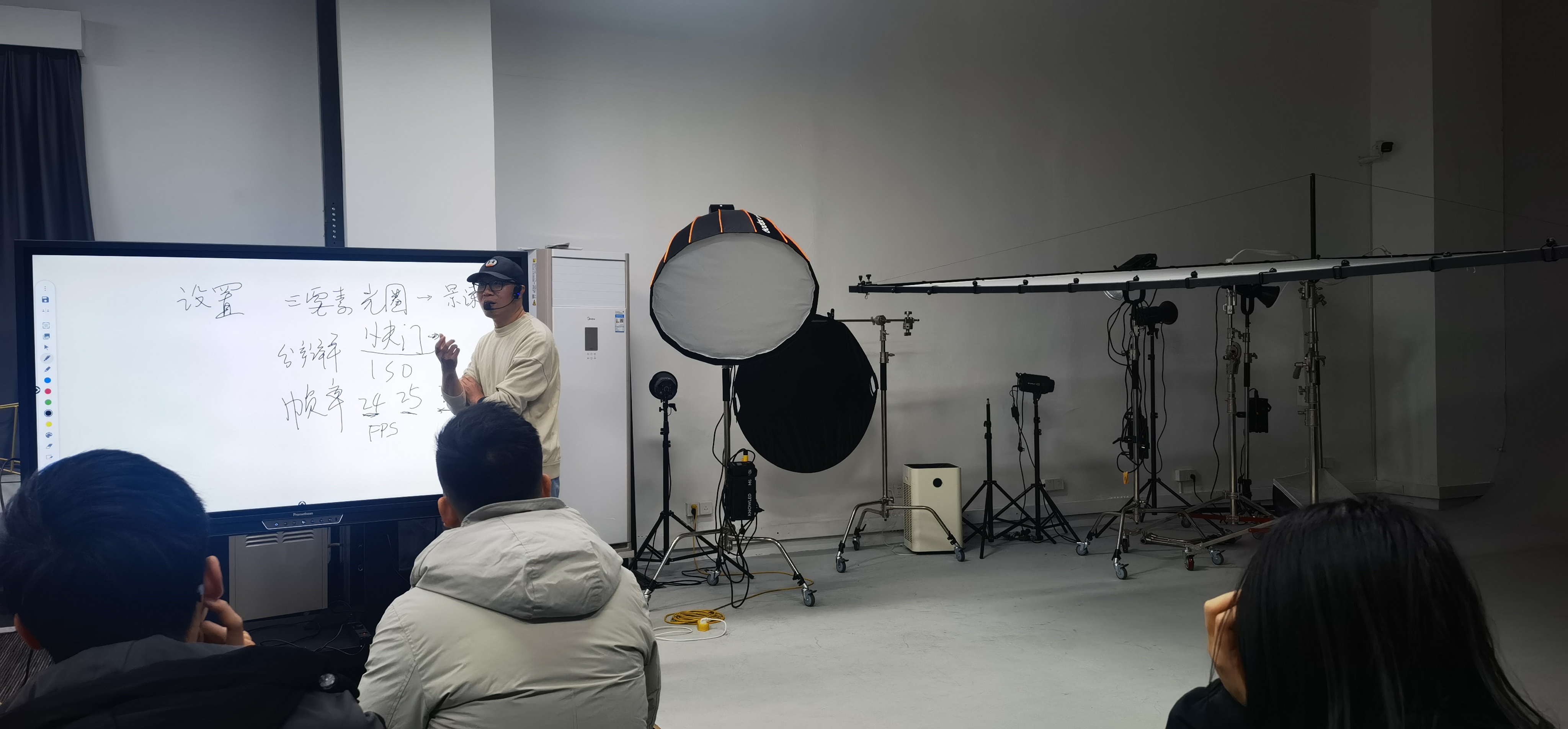 82c2a0f6ad61b61bed66869b16fc34b.jpg 82c2a0f6ad61b61bed66869b16fc34b.jpg